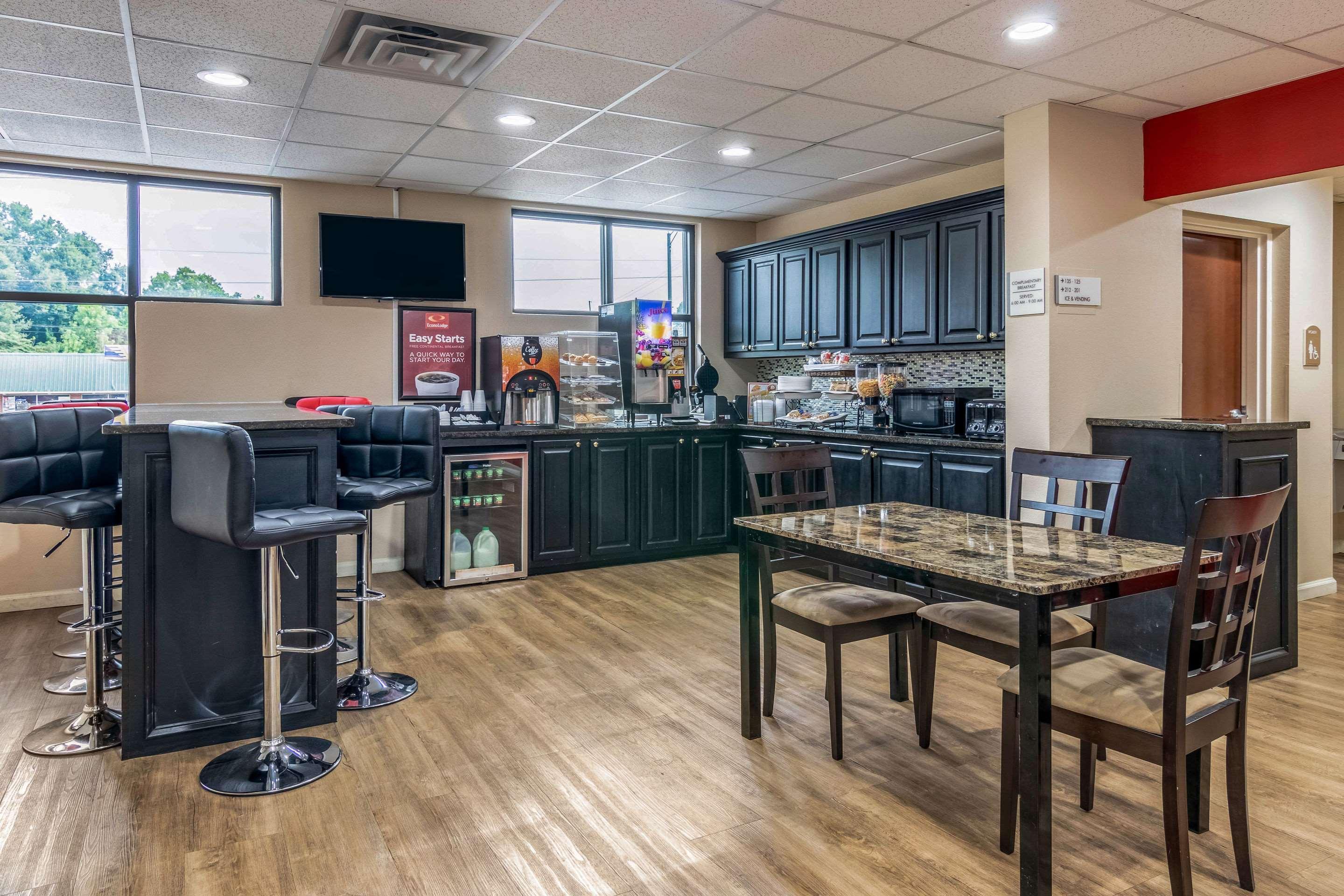 Americas Best Value Inn Opelika Extérieur photo