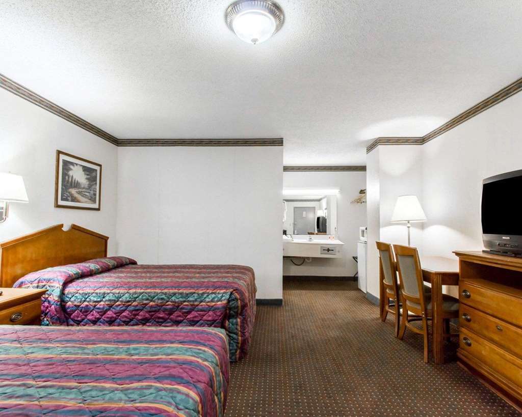 Americas Best Value Inn Opelika Chambre photo