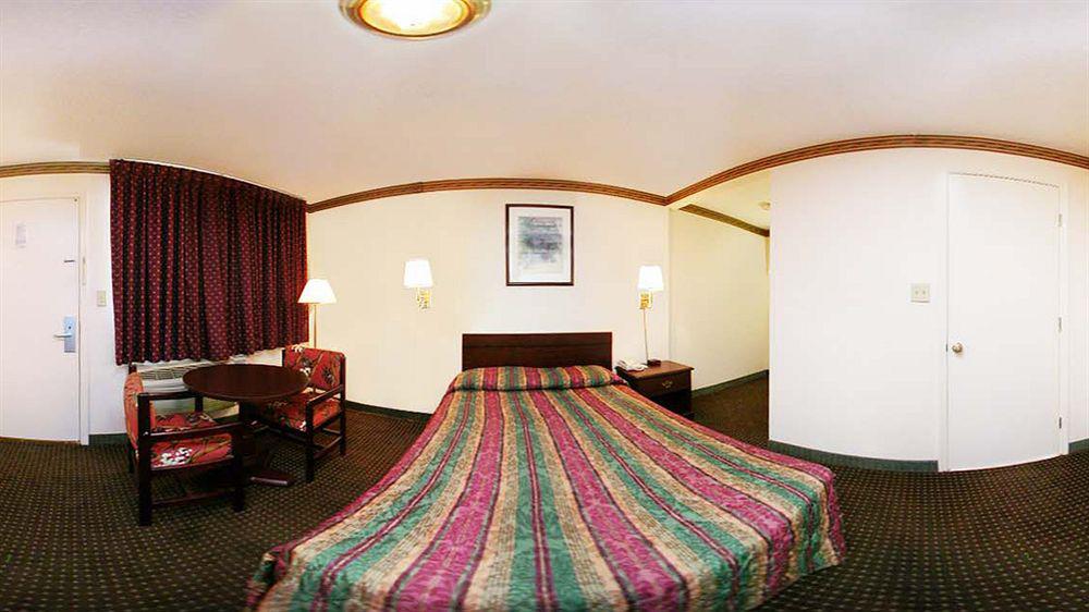 Americas Best Value Inn Opelika Extérieur photo
